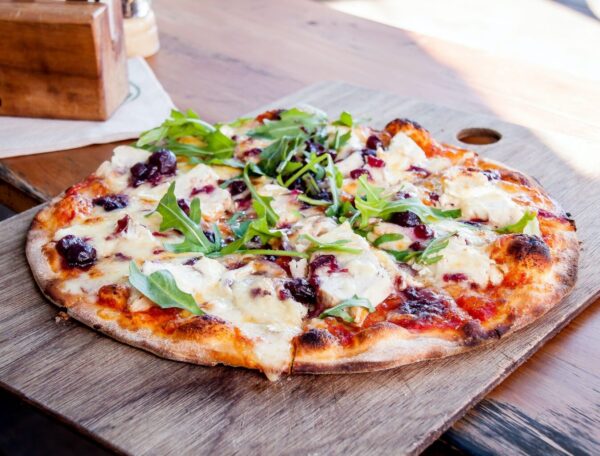 Smoke chicken pizza