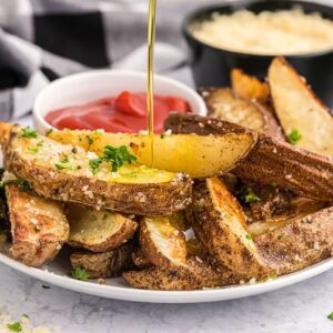 Truffle fries / potato wedges