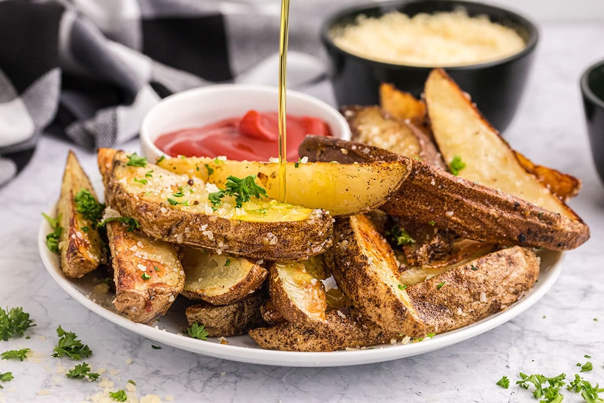 Truffle fries / potato wedges