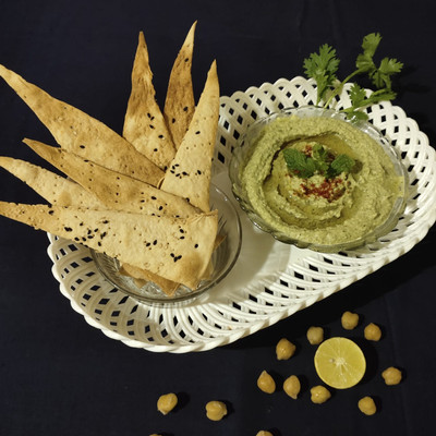 Crispy Lavash with Hummus & Guacamole
